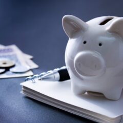 犬を飼うのにかかる費用！生涯•年間•毎月を詳しく解説